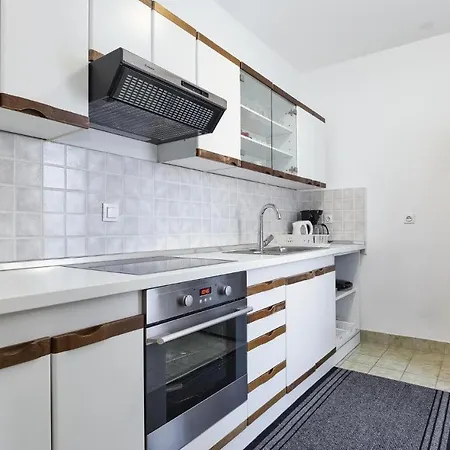 Apartament Suzana *